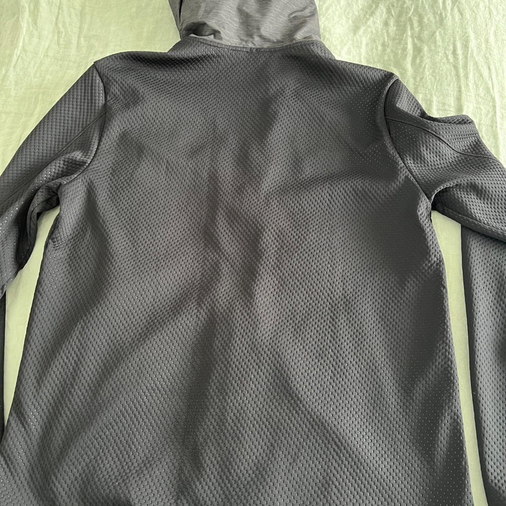 Calvin Klein Running Jacket - Picture 5 of 6